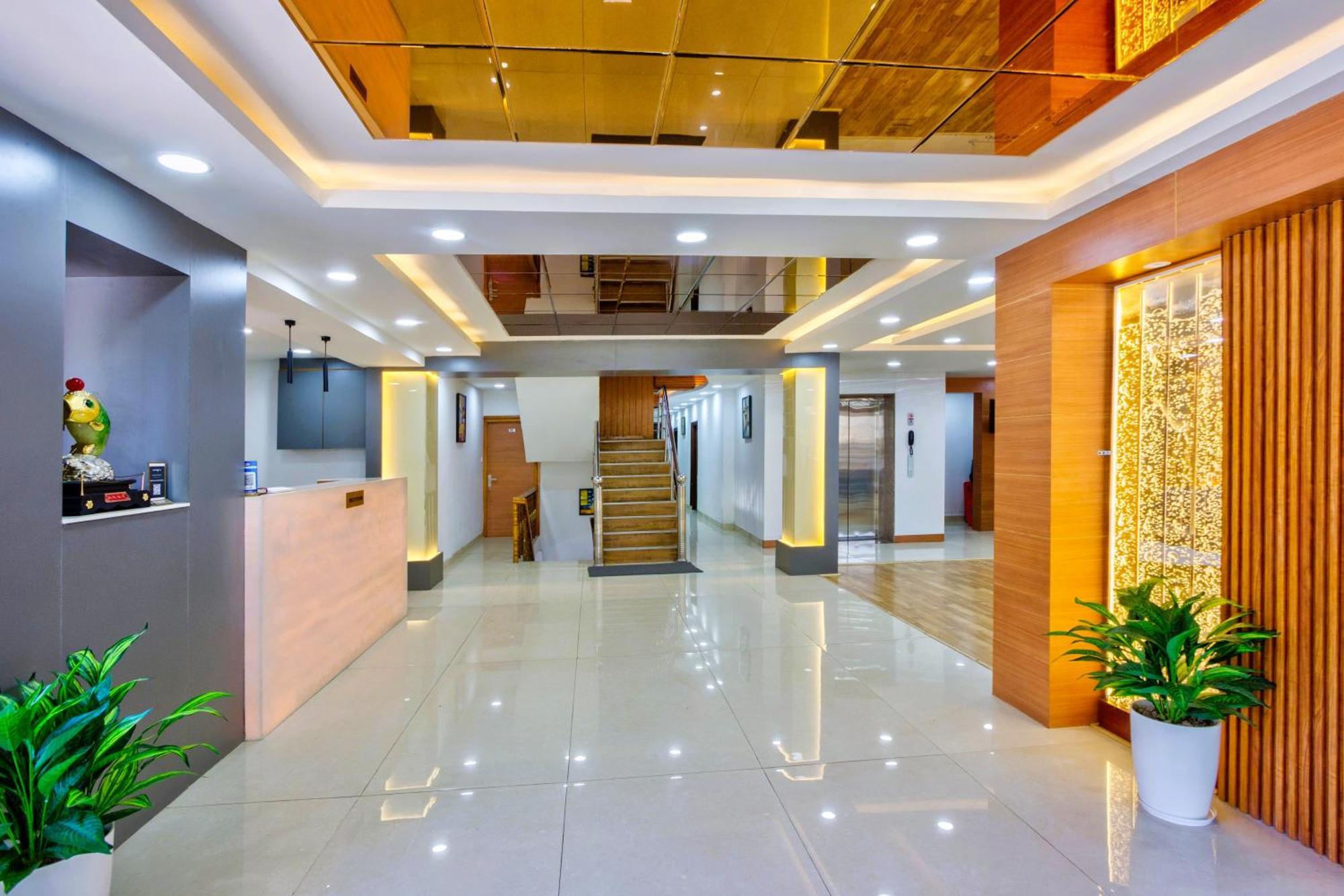 Hotel Greenfields Manāli Екстериор снимка