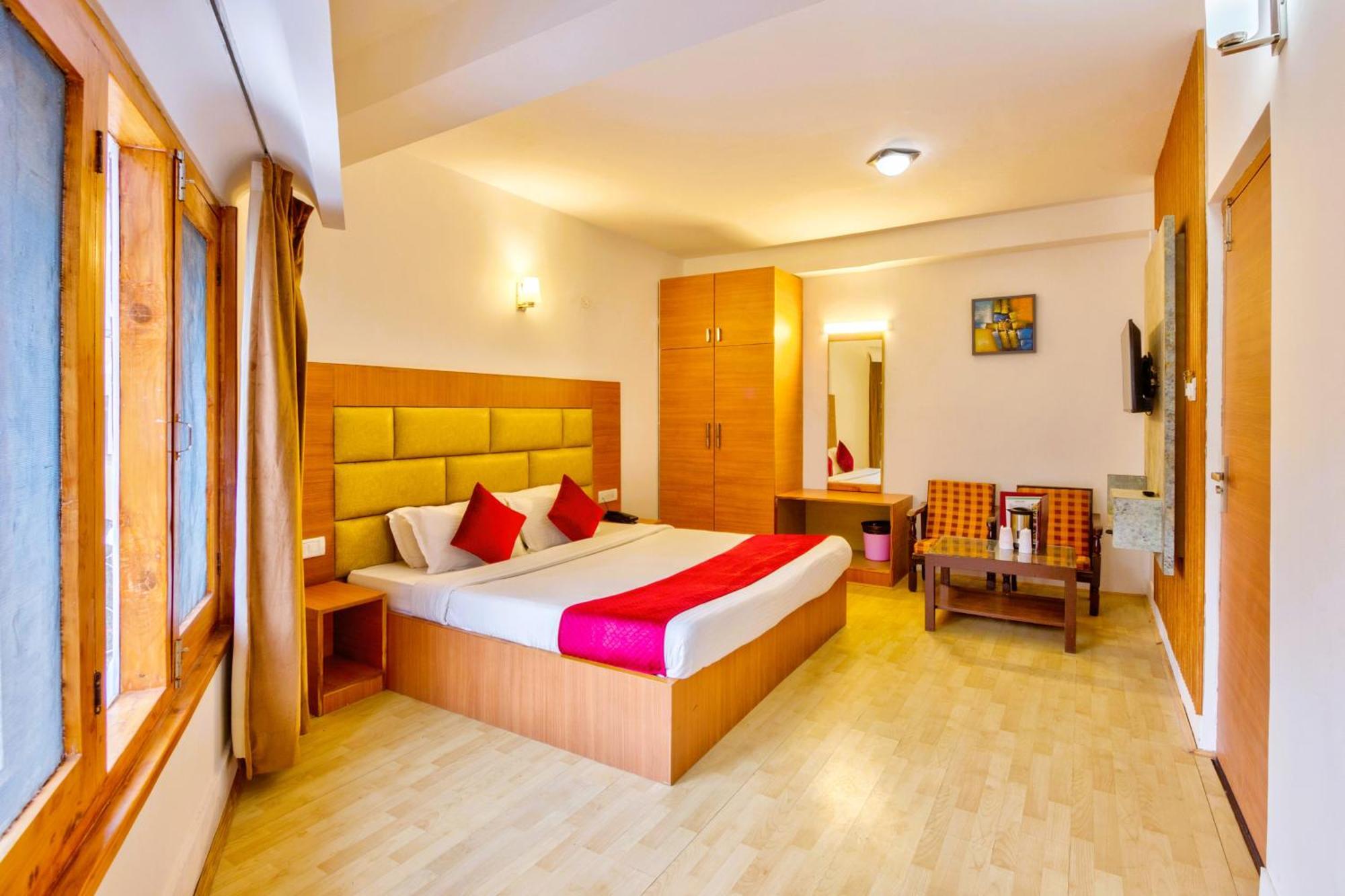 Hotel Greenfields Manāli Екстериор снимка