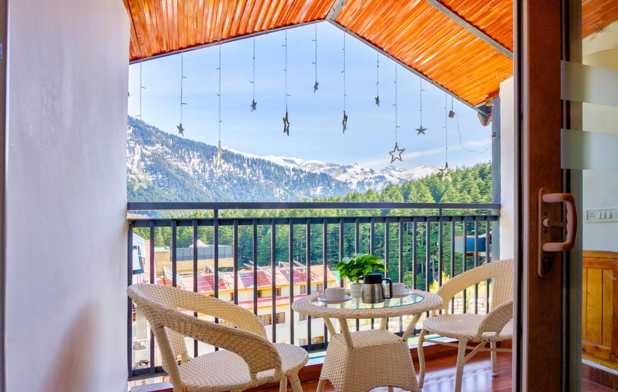 Hotel Greenfields Manāli Екстериор снимка