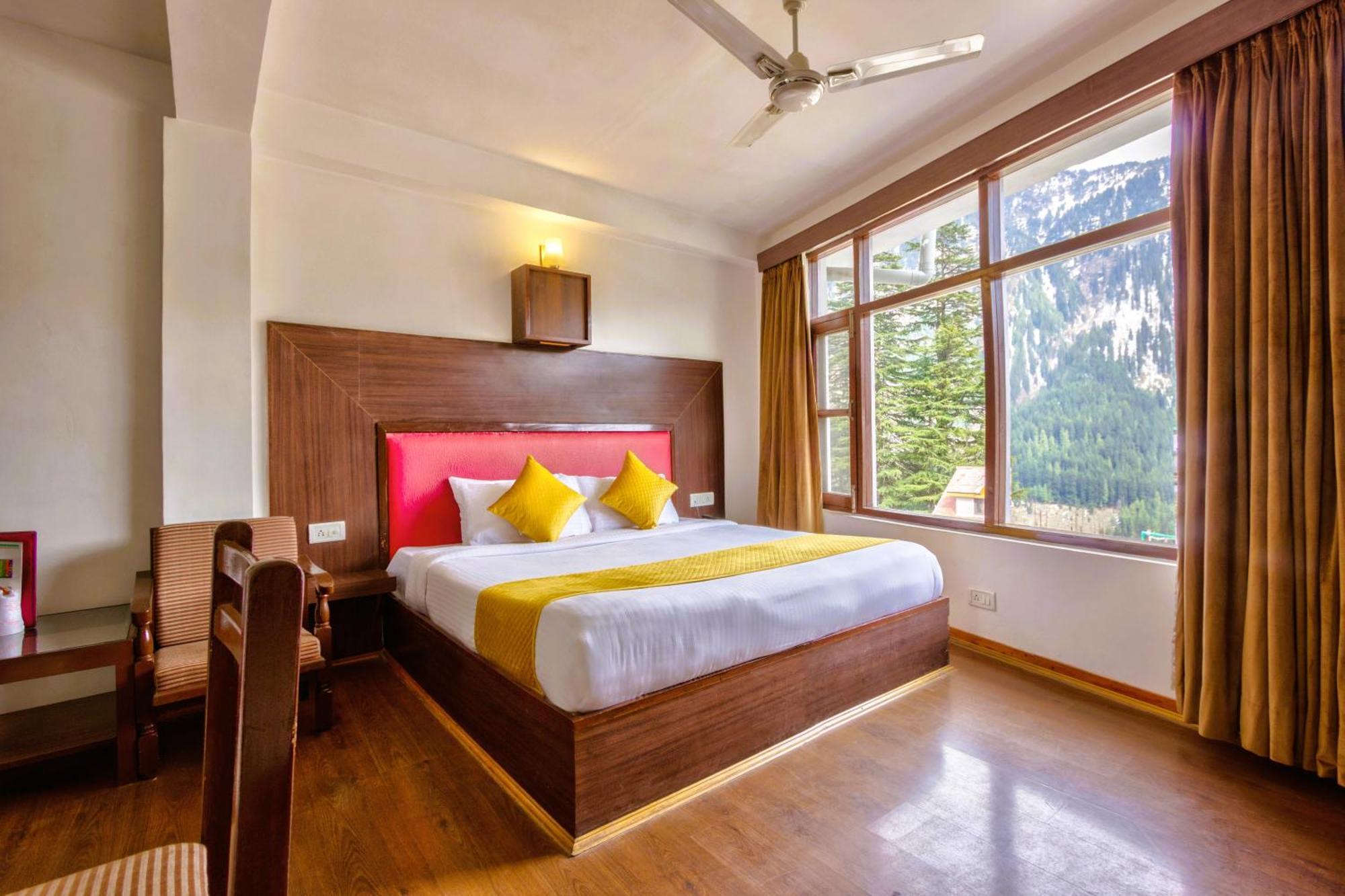 Hotel Greenfields Manāli Екстериор снимка