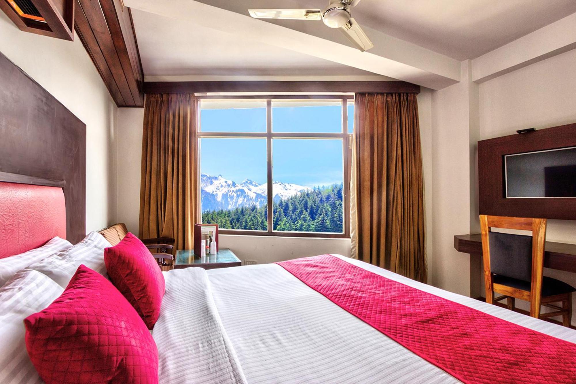 Hotel Greenfields Manāli Екстериор снимка