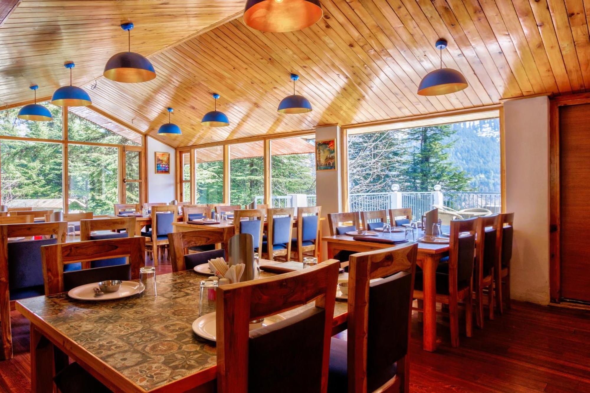Hotel Greenfields Manāli Екстериор снимка